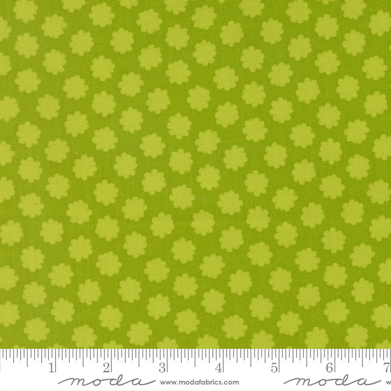 Scenery | Elizabeth Hartman | Puffball - Lime | Moda Fabrics