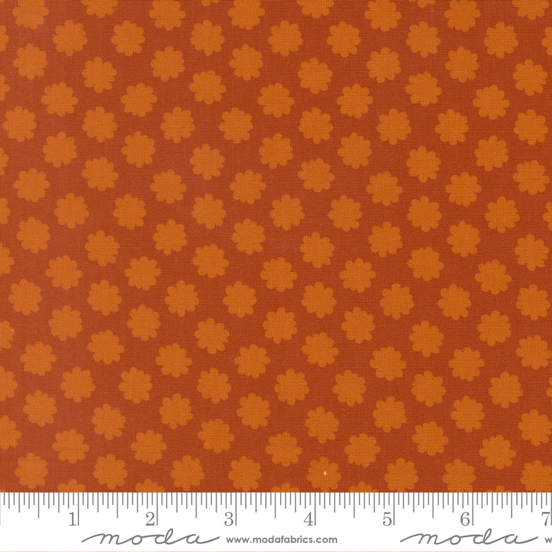 Scenery | Elizabeth Hartman | Puffball - Spice | Moda Fabrics