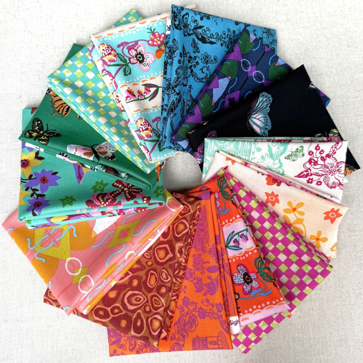 Riley Blake Saturday In Paris Fat Quarter Bundle store