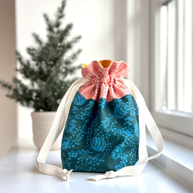 How to Make a Fully Lined Drawstring Bag with Boxed Bottom