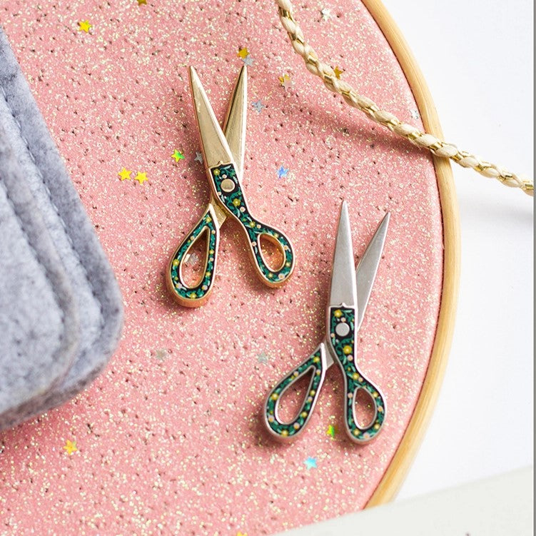 Floral Scissors Interactive in Gold Enamel Pin | The Gray Muse