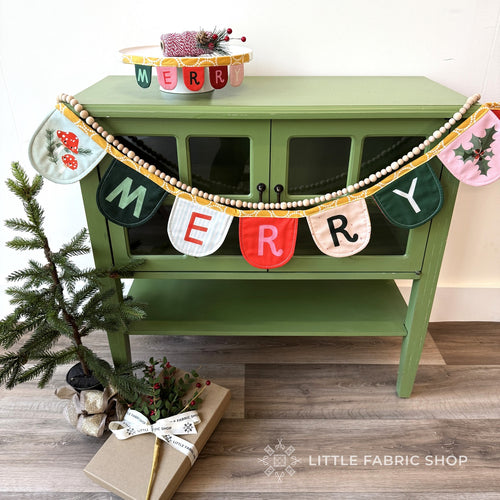 Tiny Christmas Garland Fabric Bundle | Lizzy House | Moda Fabrics