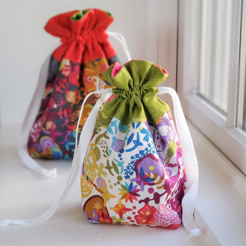 How To Make A Lined Drawstring Bag From Only One Piece of Fabric