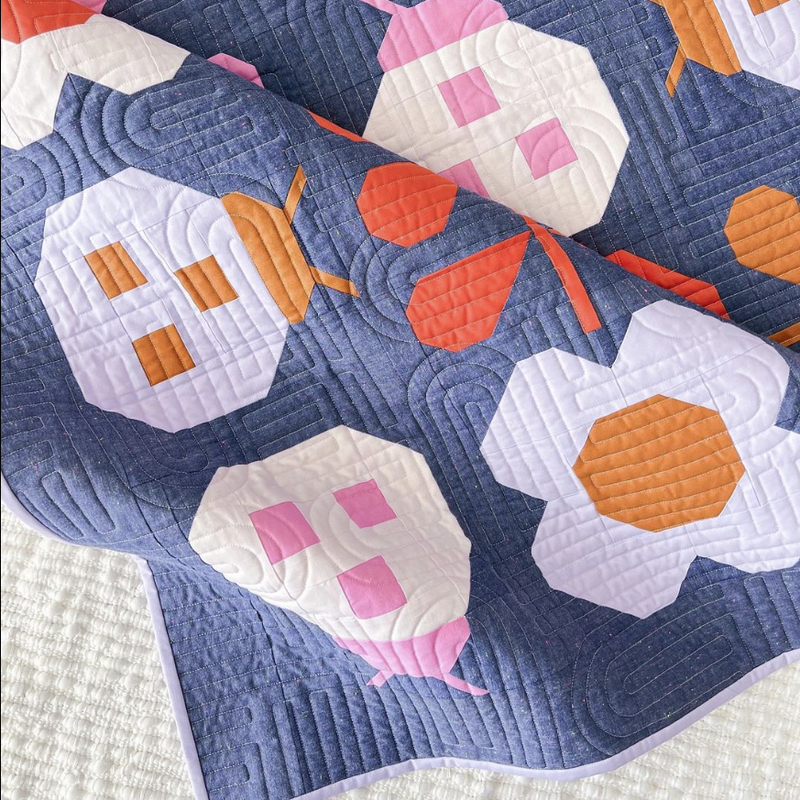 Hello Spring Quilt | Quilt Pattern | Pen + Paper Patterns