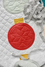 Retro Ornament | Quilt Pattern | Lo & Behold Stitchery